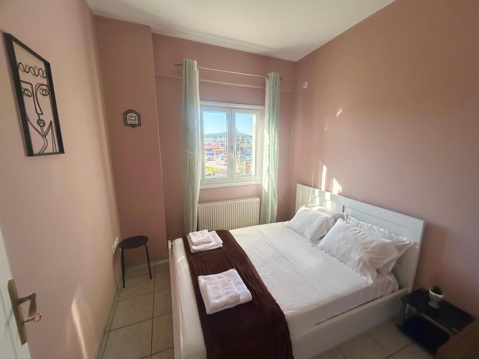 Aktis Apartment Near Airport Artemida  Dış mekan fotoğraf